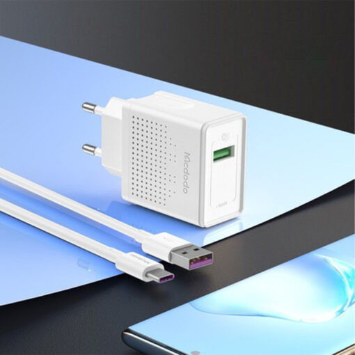 شارژر دیواری 18وات مک دودو مدل CH-5750 به همراه کابل Type-C