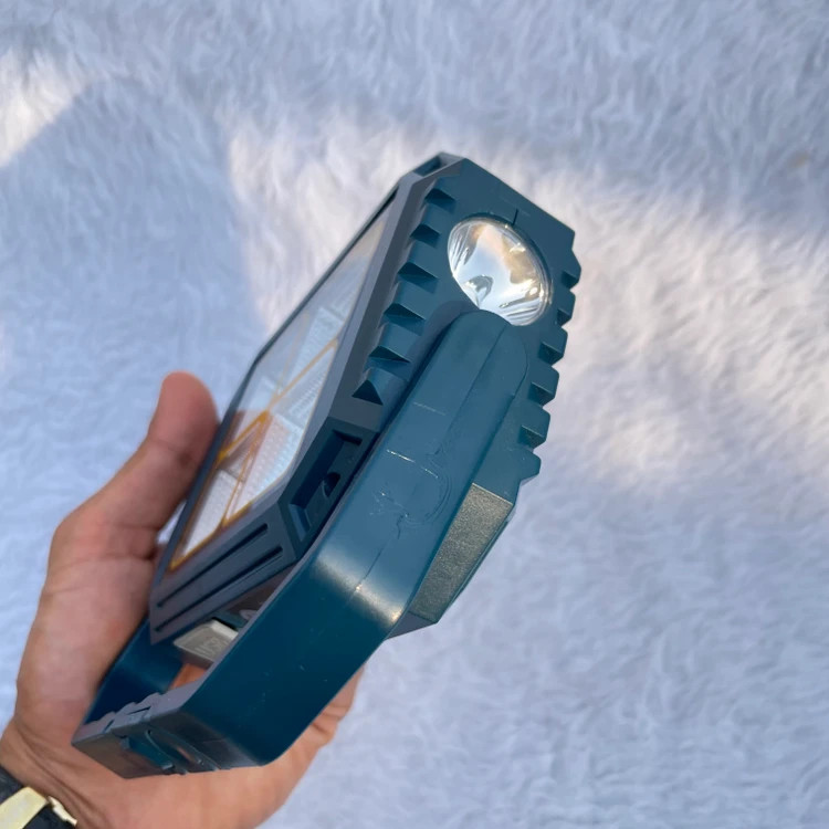 مینی پرژکتور شارژی سولار کمپی مدل HG-D03
